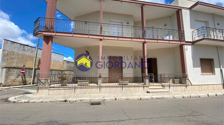 Single house for Sale in Squinzano