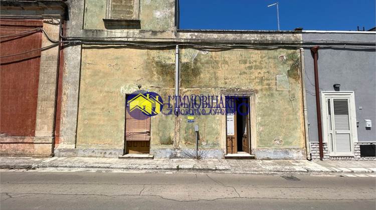 Single house for Sale in Squinzano