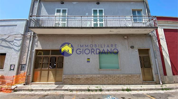 Single house for Sale in Squinzano