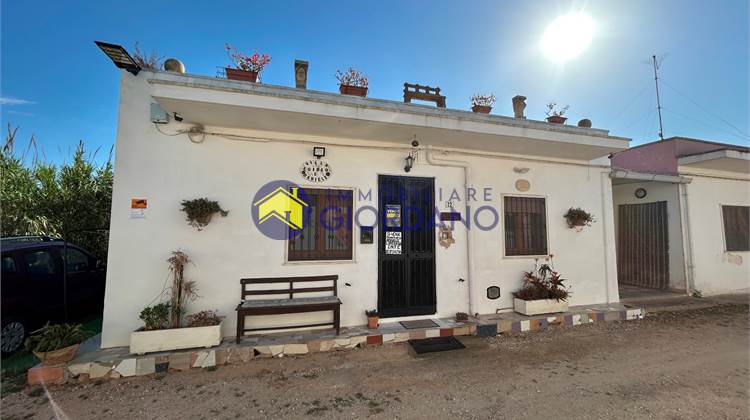 Abitazione con giardino vicina al mare di Casalabate 