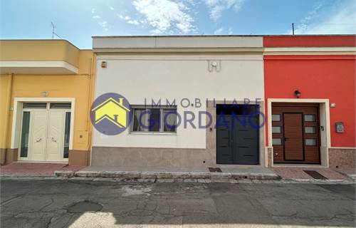 Villino pari al nuovo in vendita a Squinzano