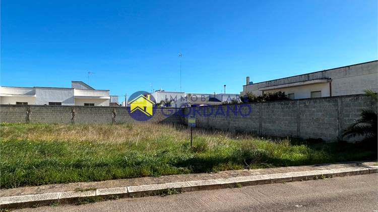 Building land for Sale in Squinzano