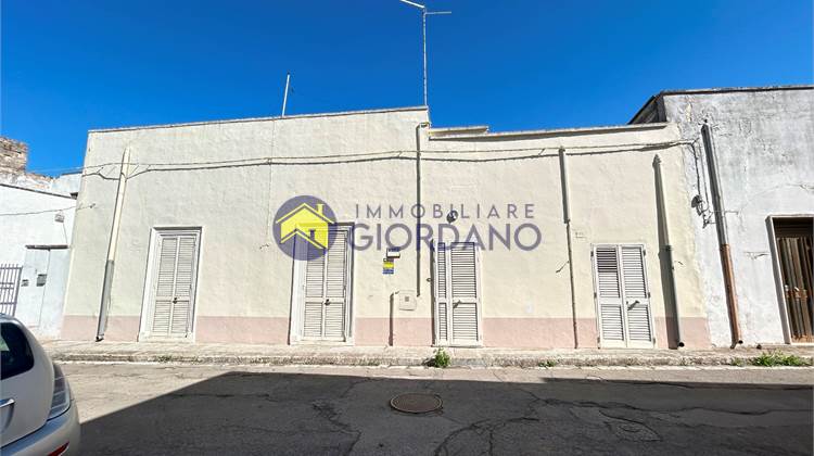 Single house for Sale in Squinzano