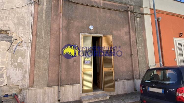 Abitazione da ristrutturare in zona ben servita