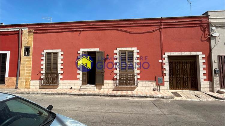 Single house for Sale in Squinzano