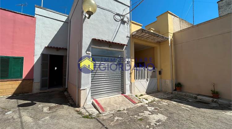Single house for Sale in Squinzano