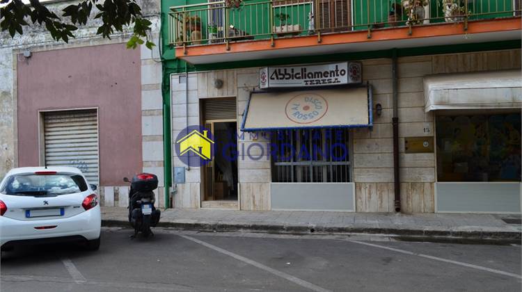 Abitazione al piano terra zona Villa comunale 